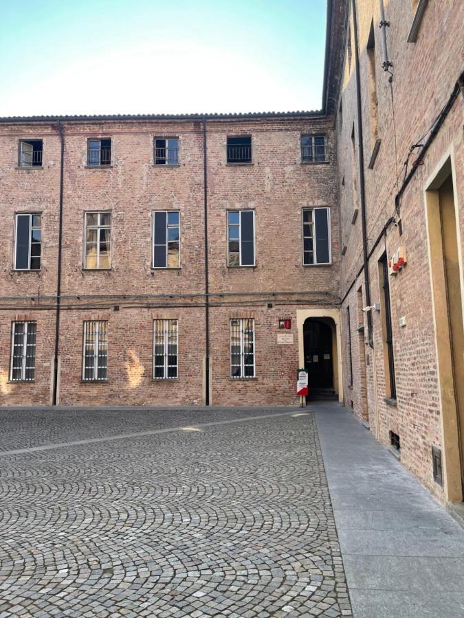 Bon Bon Apartamento Asti Exterior foto