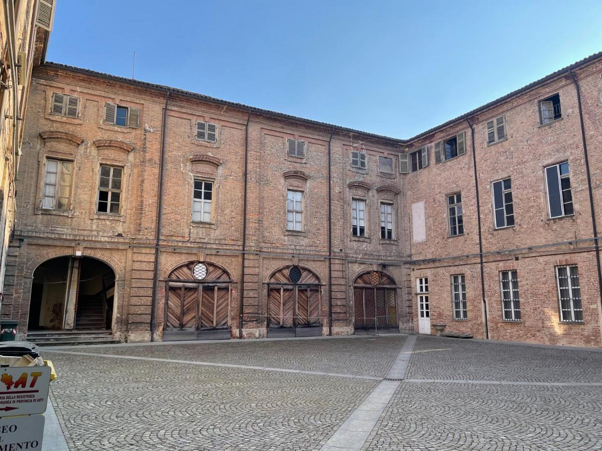 Bon Bon Apartamento Asti Exterior foto